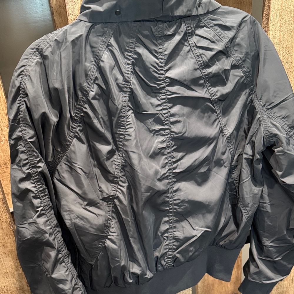 Athleta Women's Black Bomber Jacket NWOT - Picture 9 of 9